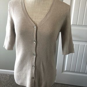 Short sleeve button up sweater - beige
